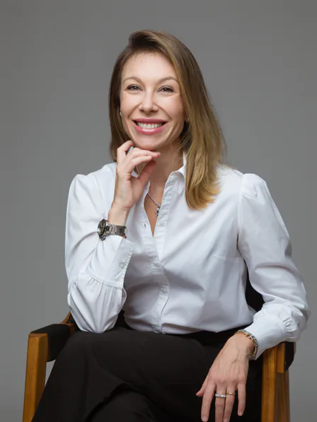 Dra. Flávia Bonato, cirurgiã plástica